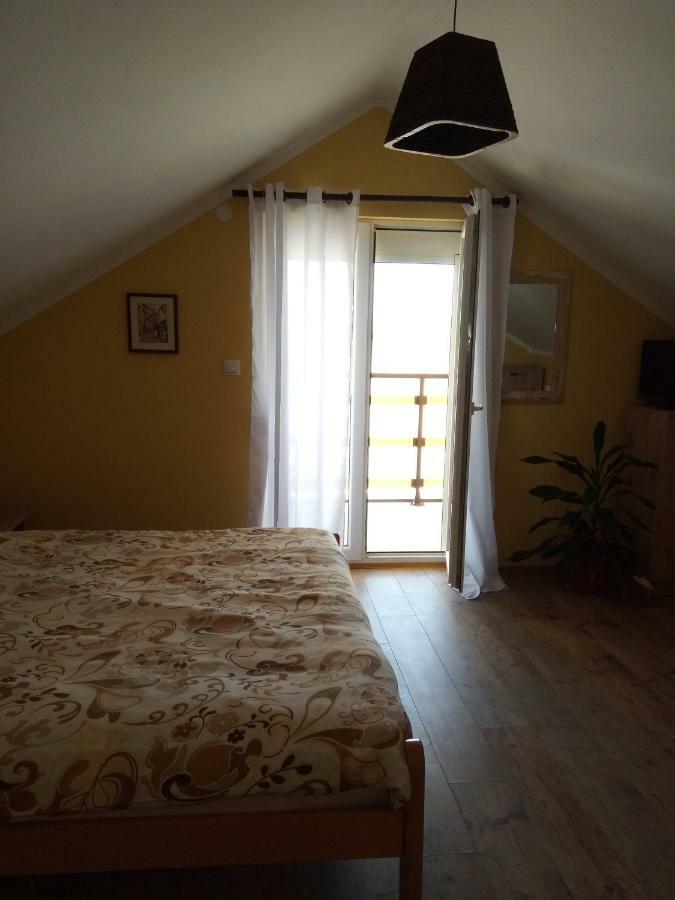 Guest House Bole Vinci Екстер'єр фото