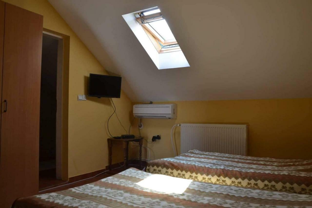 Guest House Bole Vinci Екстер'єр фото