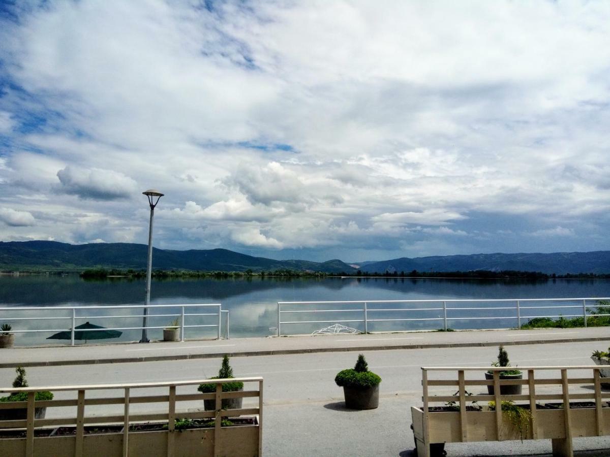 Guest House Bole Vinci Екстер'єр фото