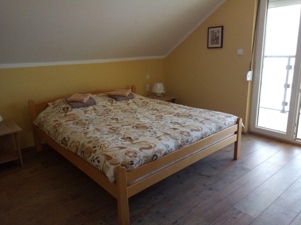 Guest House Bole Vinci Екстер'єр фото