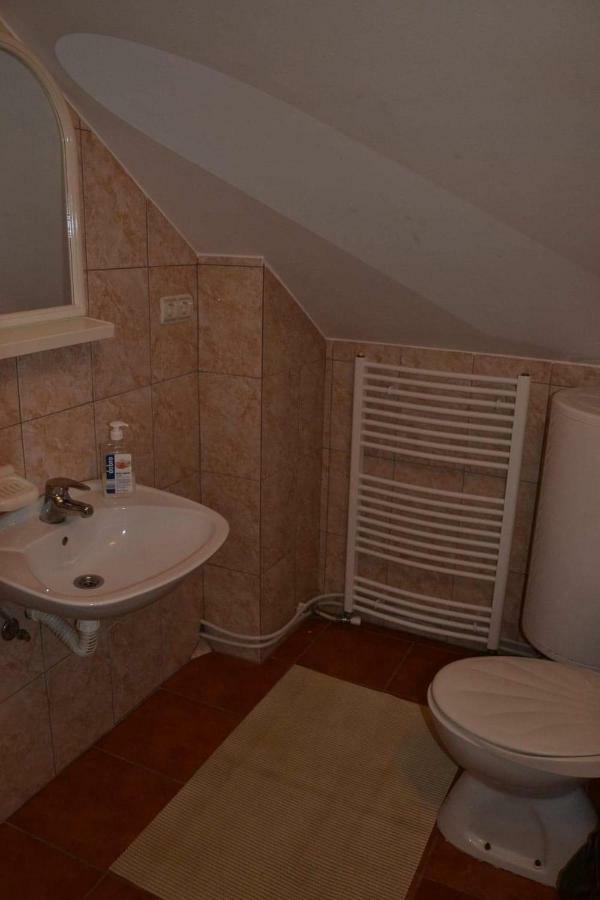 Guest House Bole Vinci Екстер'єр фото