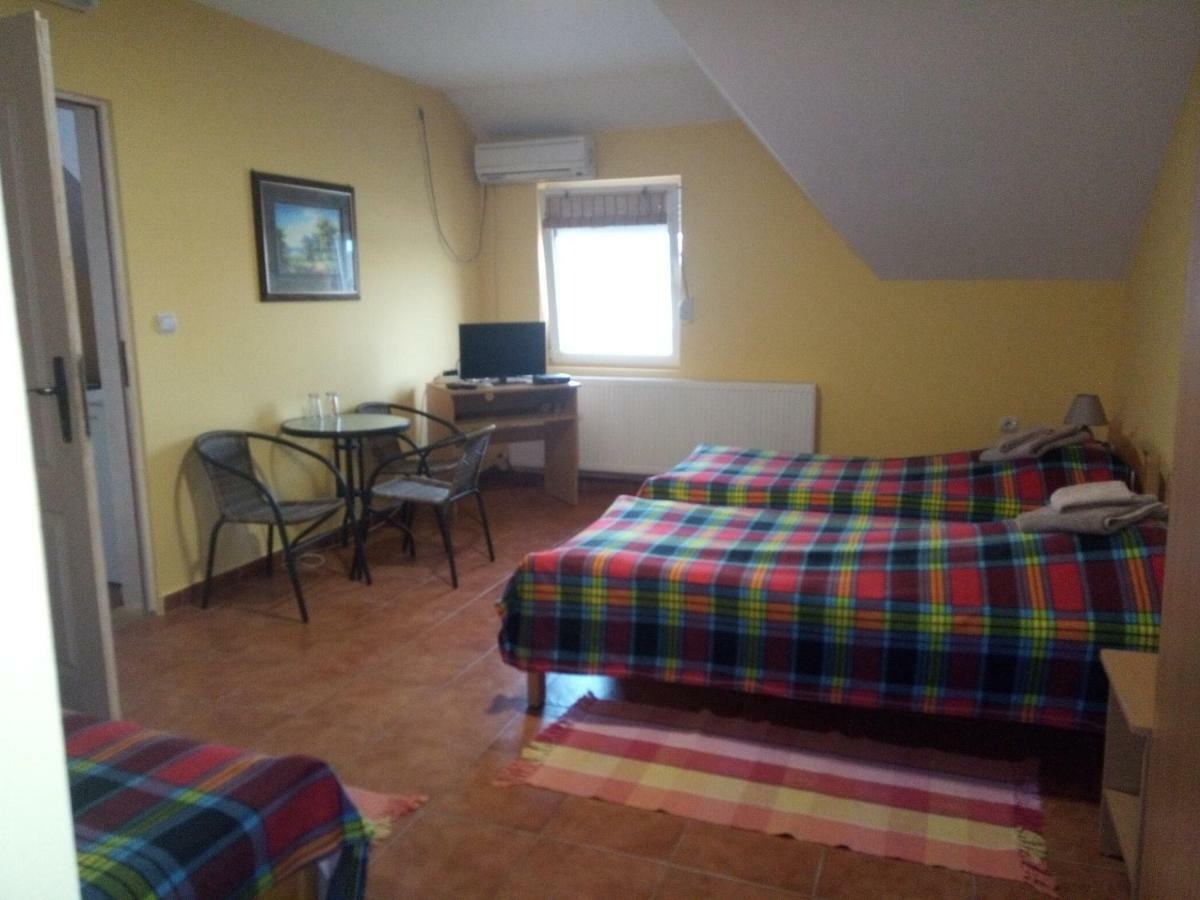 Guest House Bole Vinci Екстер'єр фото
