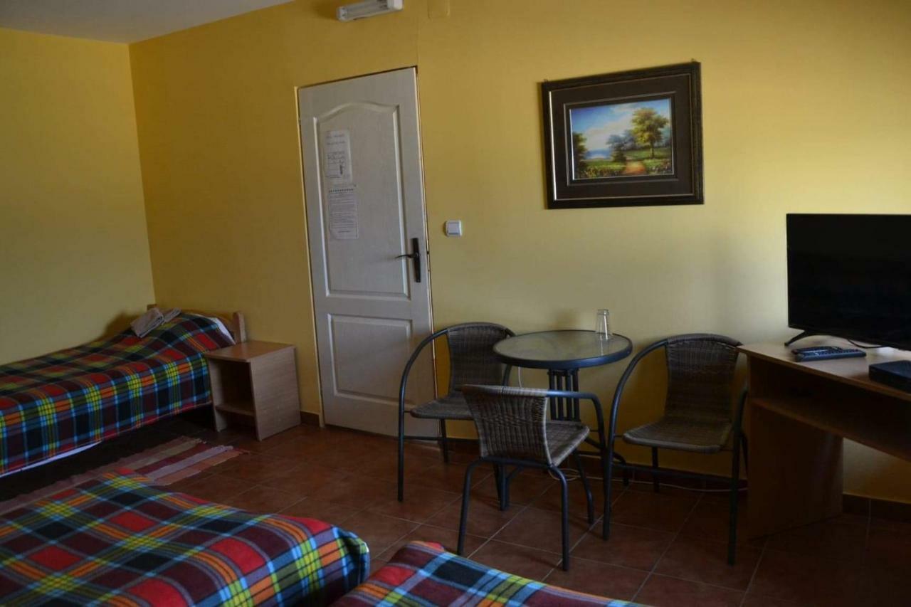 Guest House Bole Vinci Екстер'єр фото